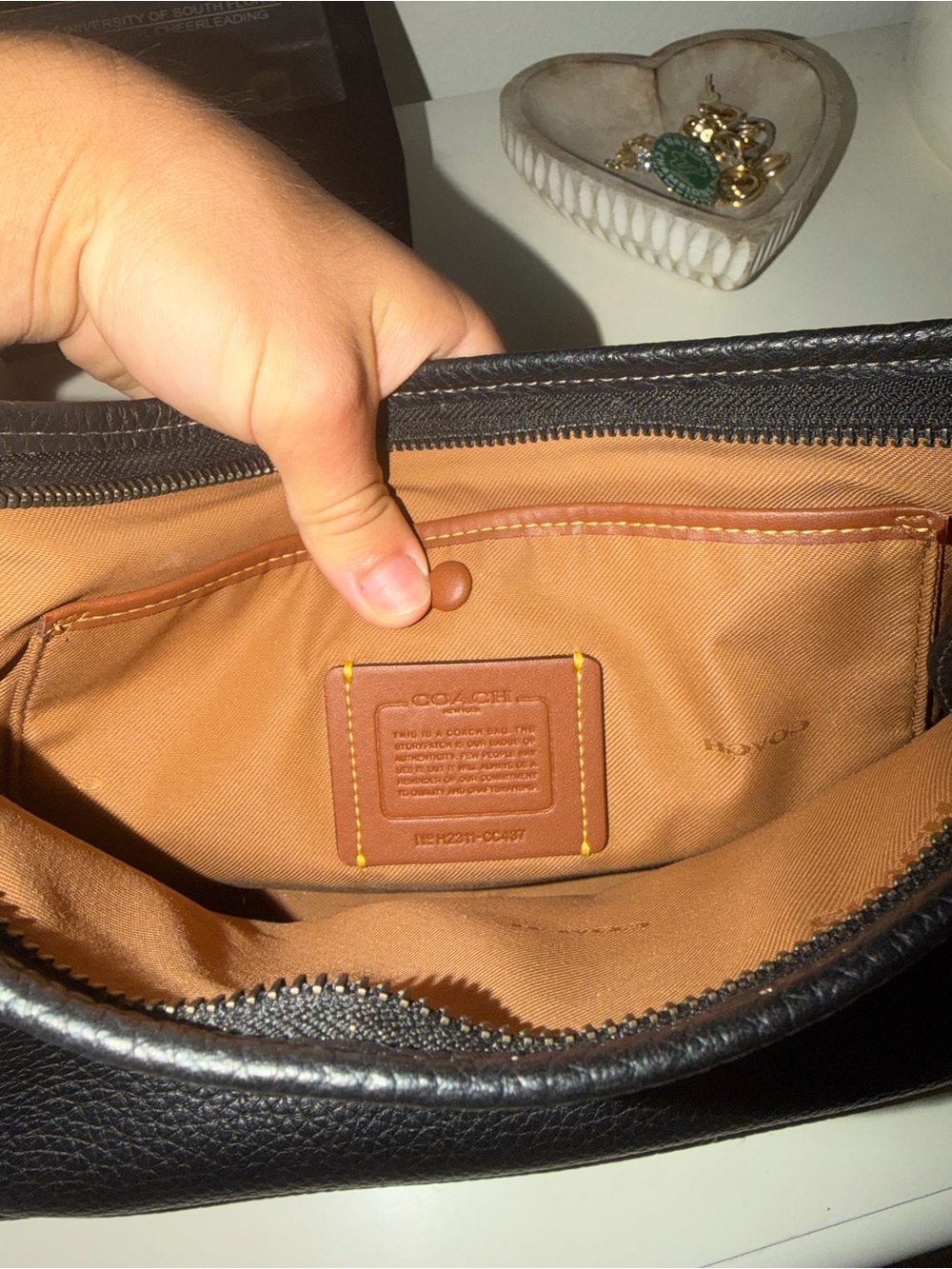 Coach Black Pebbled Leather Shoulder Bag - Picture 4 of 9